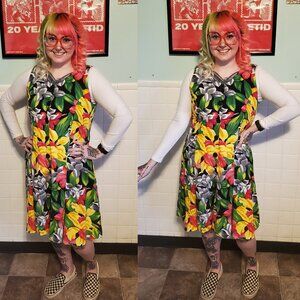 Vintage 80s Bright Colorful Tropical Floral Sleeveless Button Front Romper